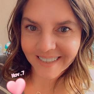 Meet your Posher, Angie